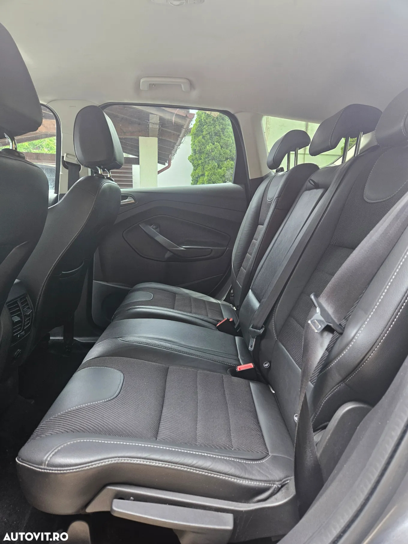 Ford Kuga 2.0 TDCi Powershift 4WD Trend - 9