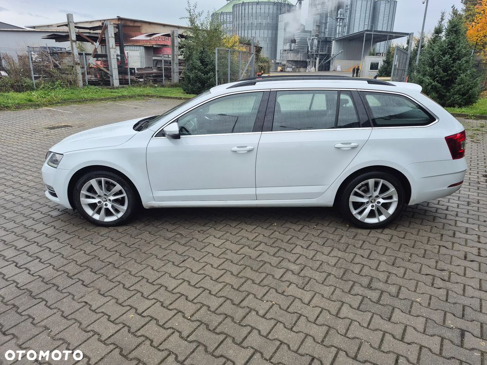 Skoda Octavia 1.5 TSI ACT Style DSG - 7