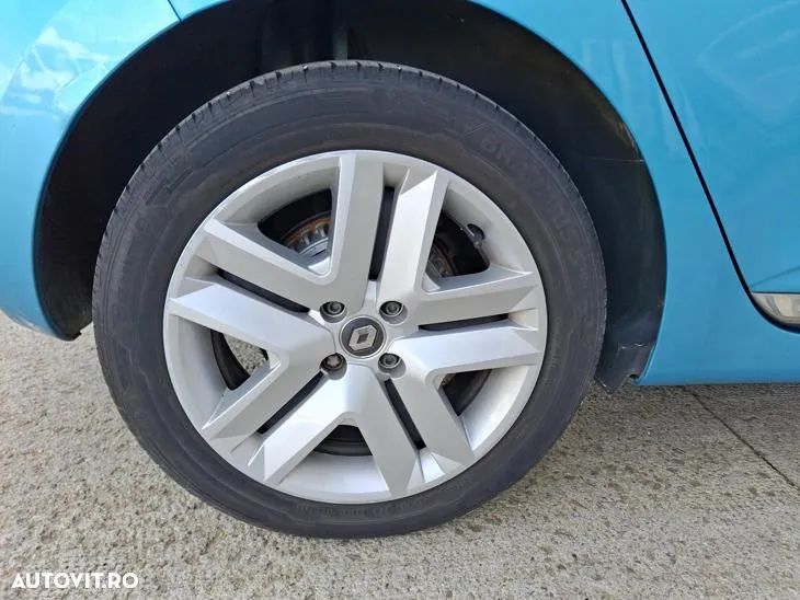 Renault Clio BLUE dCi 100 BUSINESS EDITION - 16