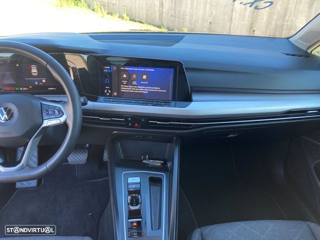 Volkswagen Golf Variant 2.0 TDi Life DSG — fotografia 17