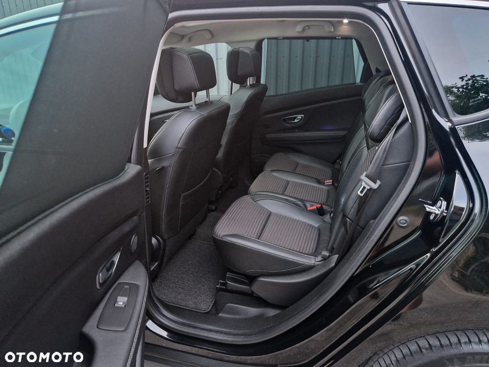 Renault Scenic - 11