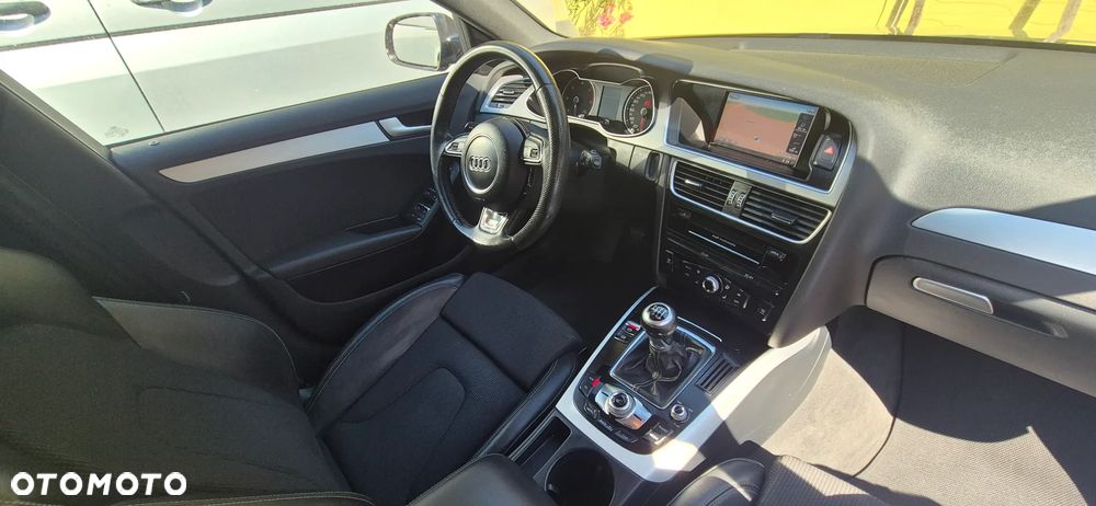 Audi A4 Avant 2.0 TDI DPF S line Sportpaket - 7