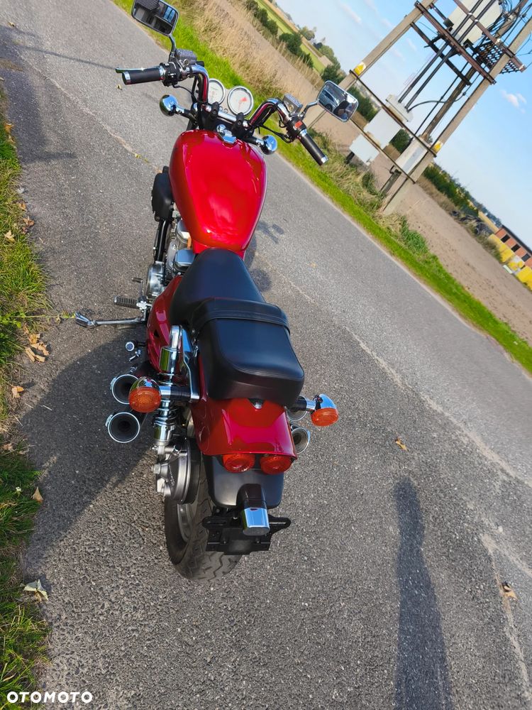 Honda VF - 10