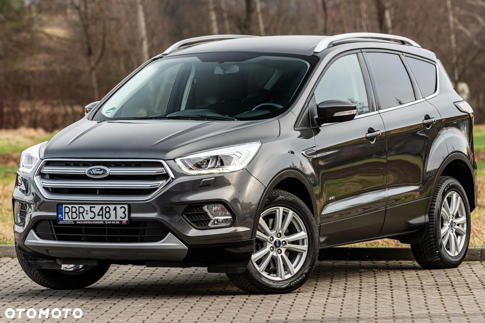 Ford Kuga 1.5 EcoBoost 4x4 Titanium - 3