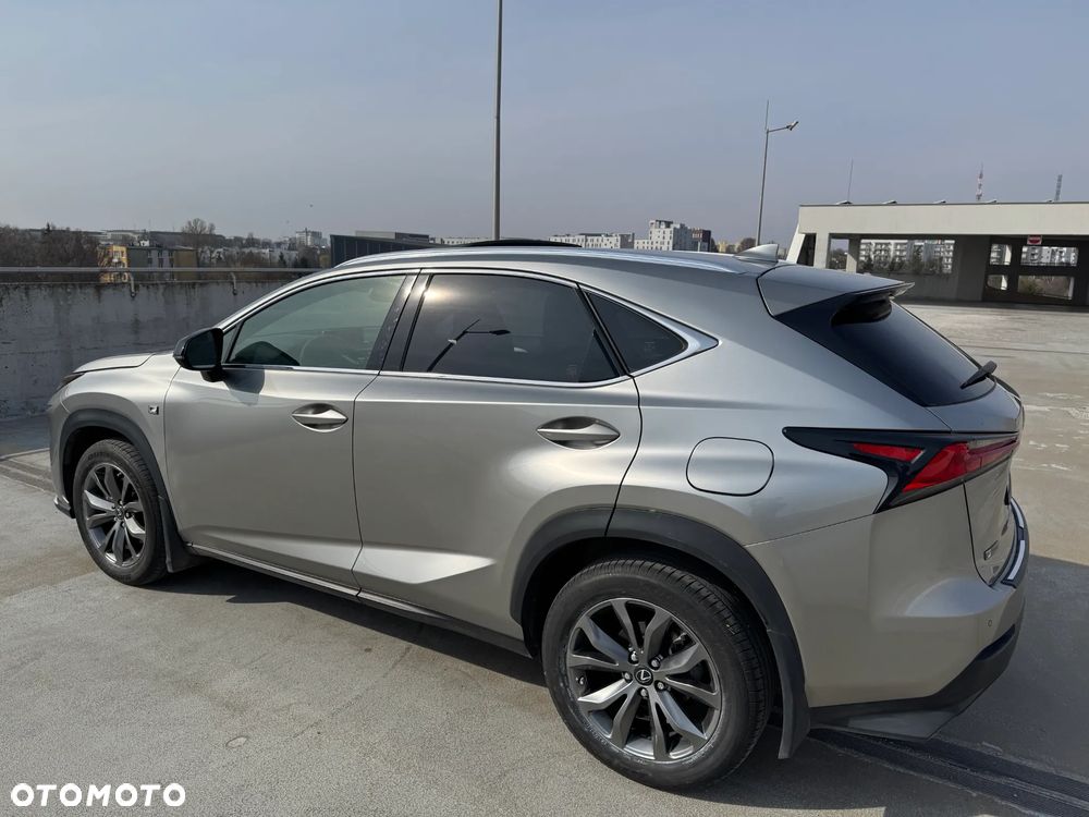 Lexus NX 300 AWD F SPORT - 8