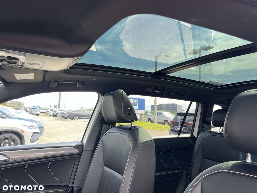 Volkswagen Tiguan - 21