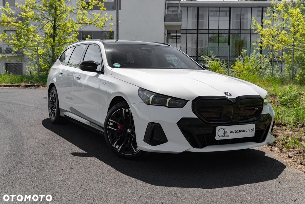 BMW i5 M60 - 4