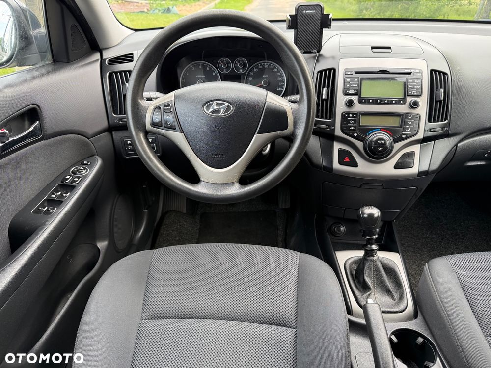 Hyundai i30 1.6 blue Style - 18