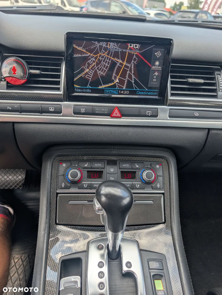 Audi S8 - 13