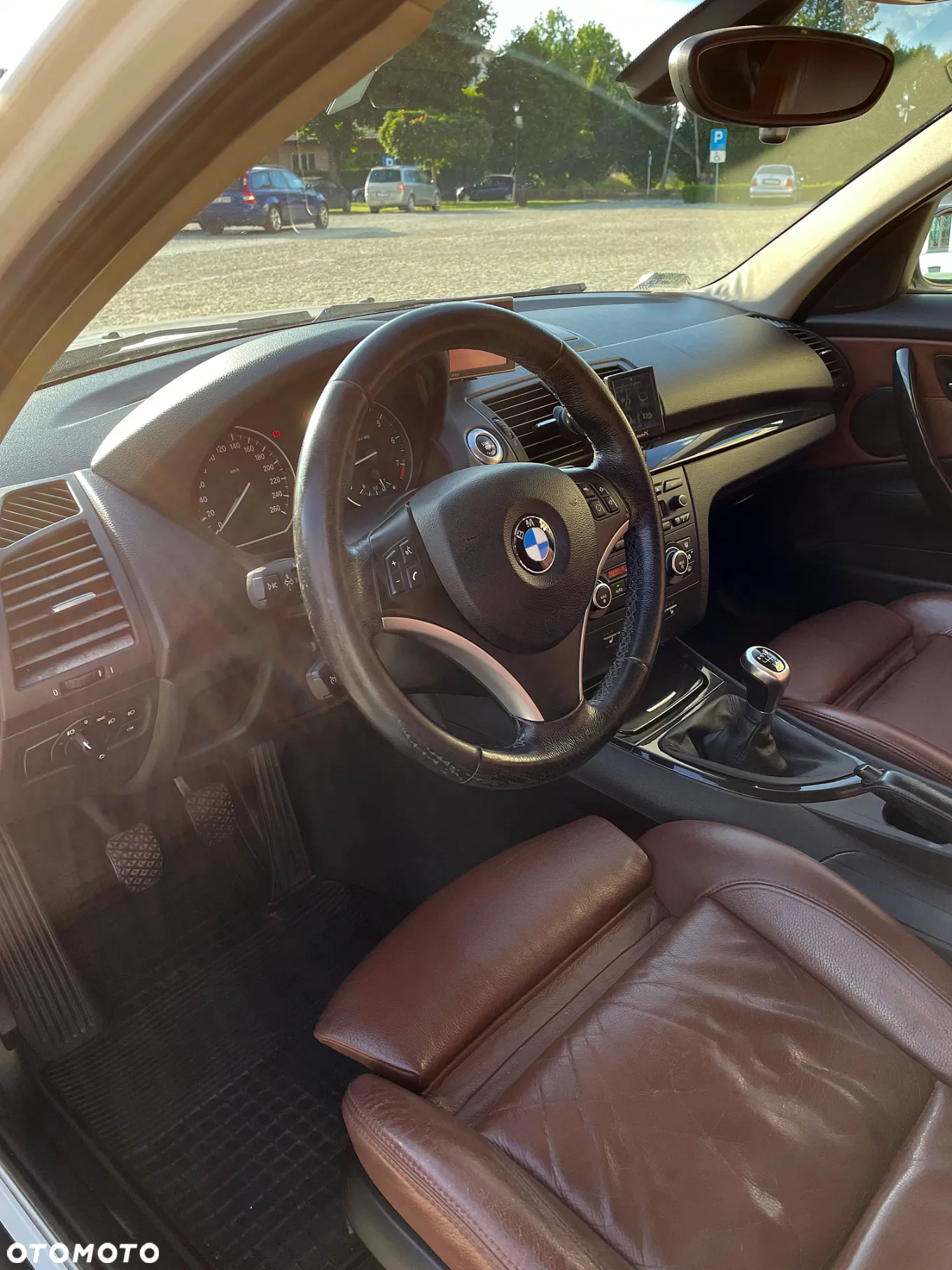 BMW Seria 1 120i - 11