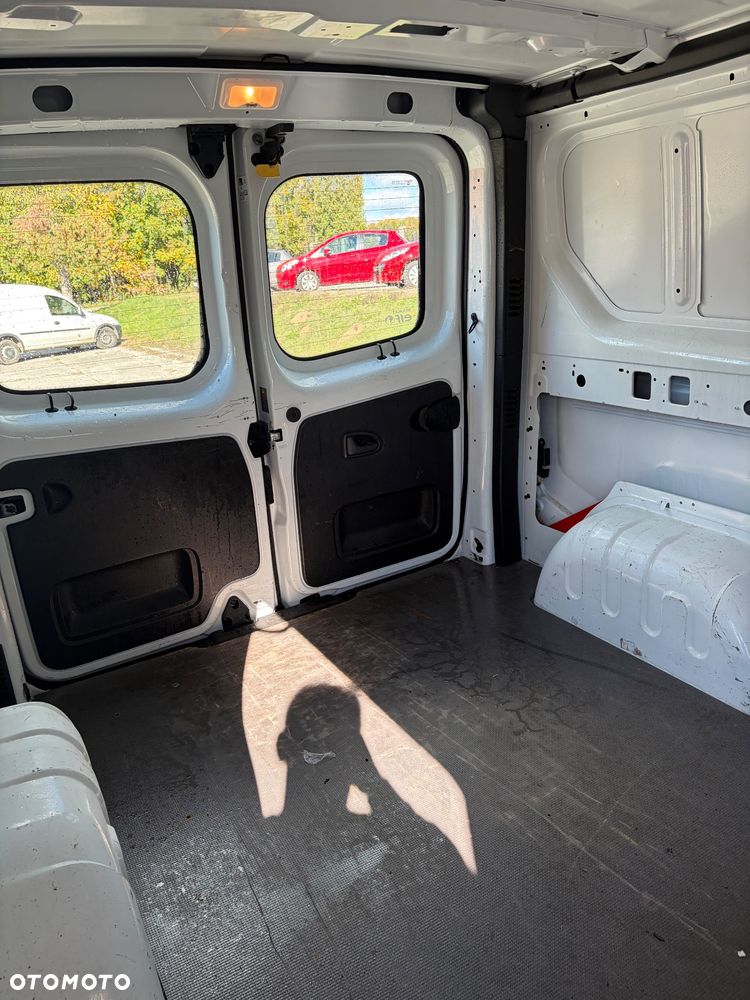 Renault Trafic - 17