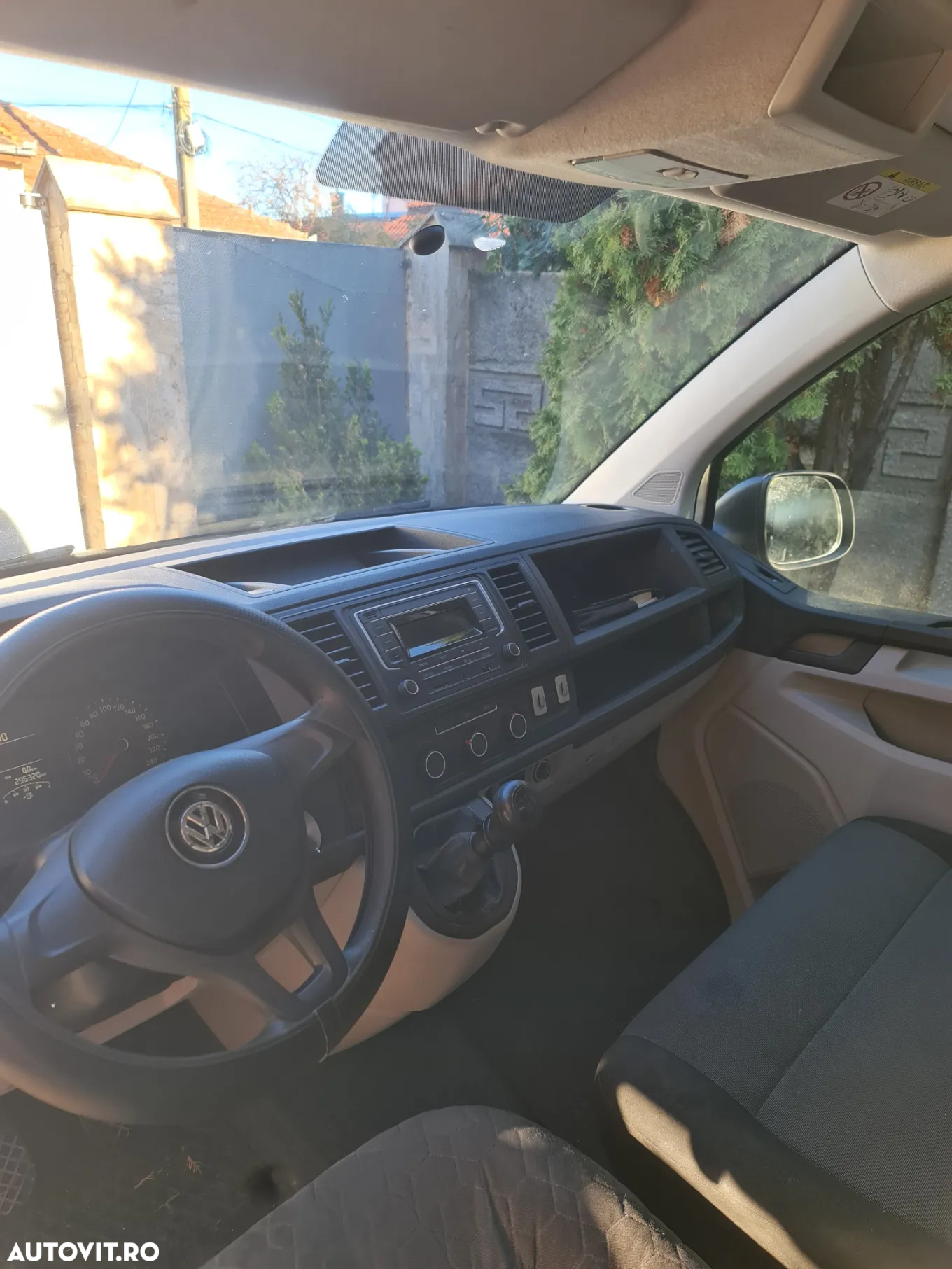 Volkswagen Transporter - 6