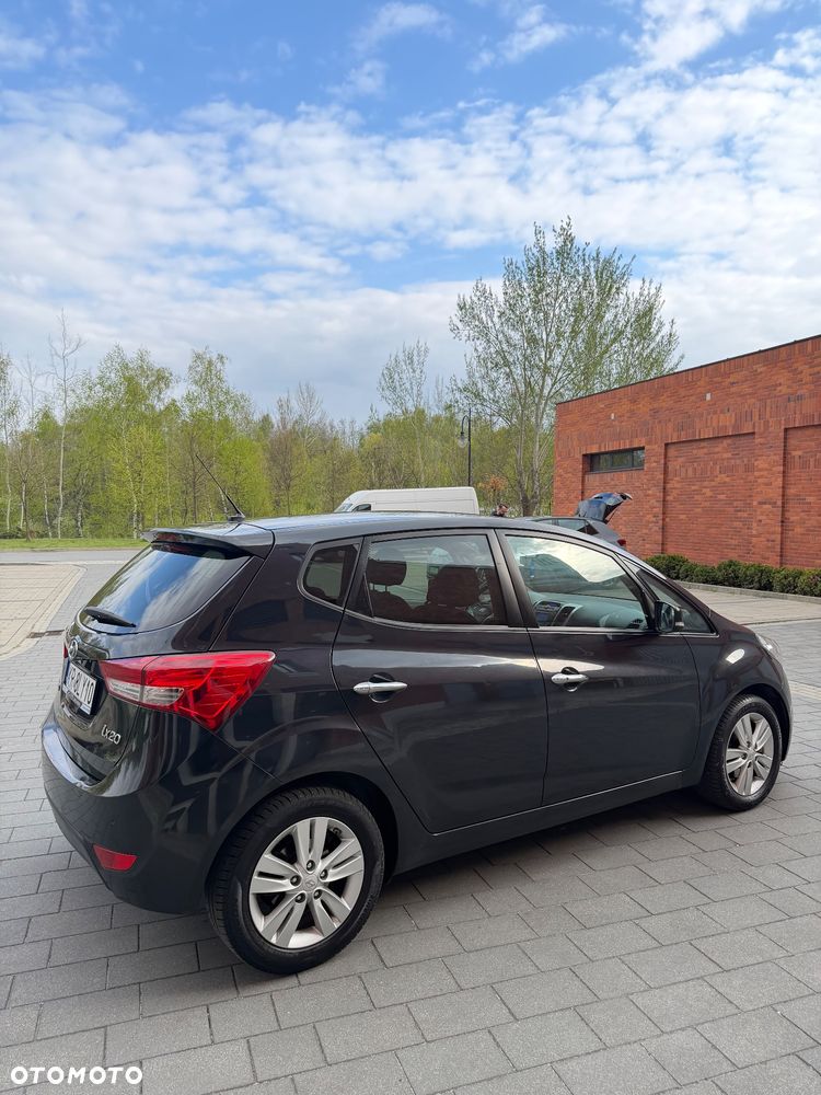 Hyundai ix20 1.4 Classic + - 17