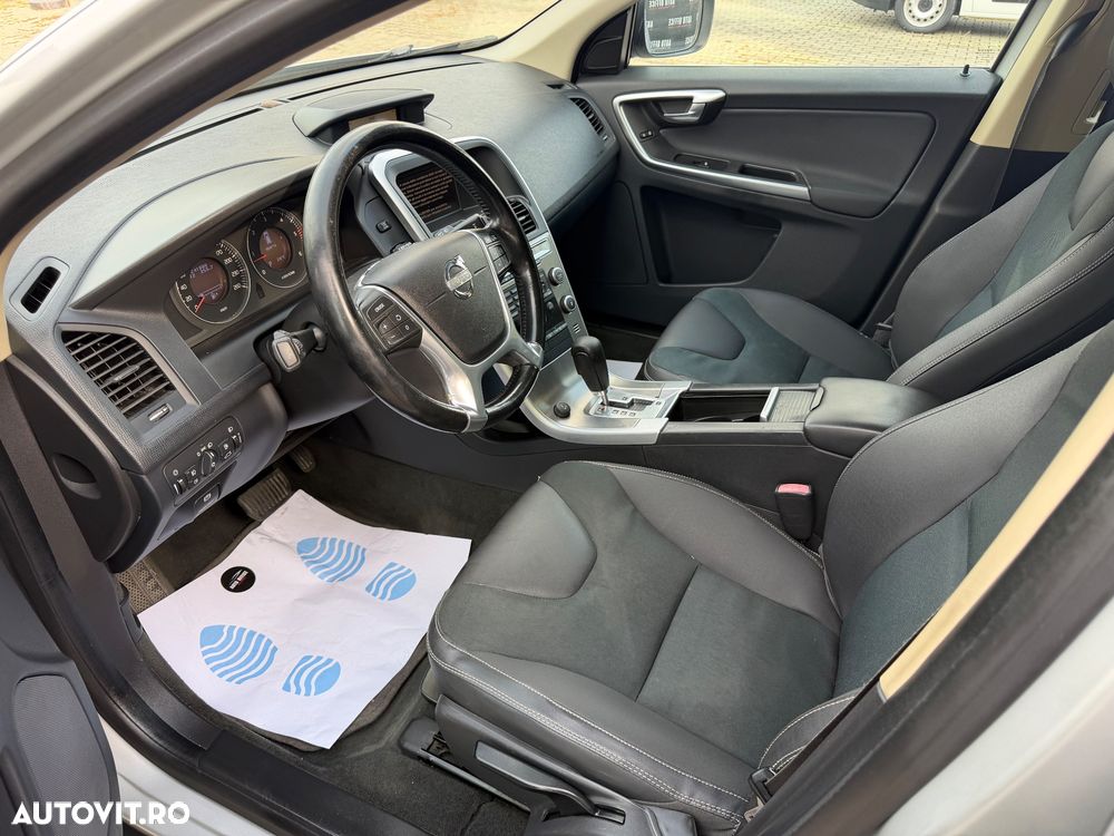 Volvo XC 60 - 10