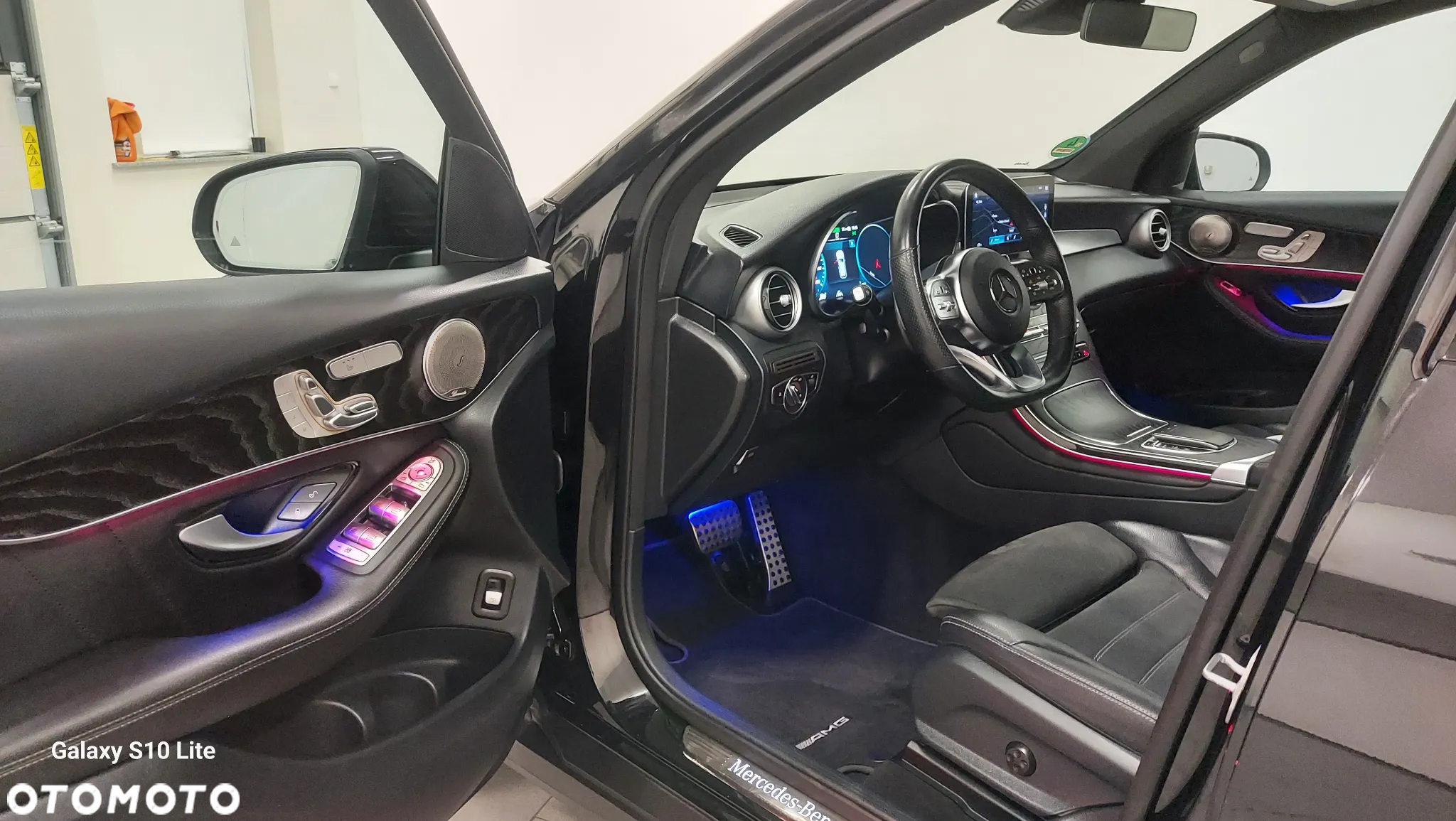 Mercedes-Benz GLC 300 d 4Matic 9G-TRONIC AMG Line Plus - 5
