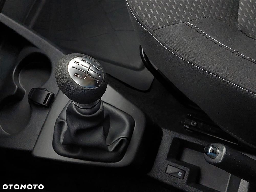 Dacia Lodgy 1.5 Blue dCi Laureate S&S EU6d - 16