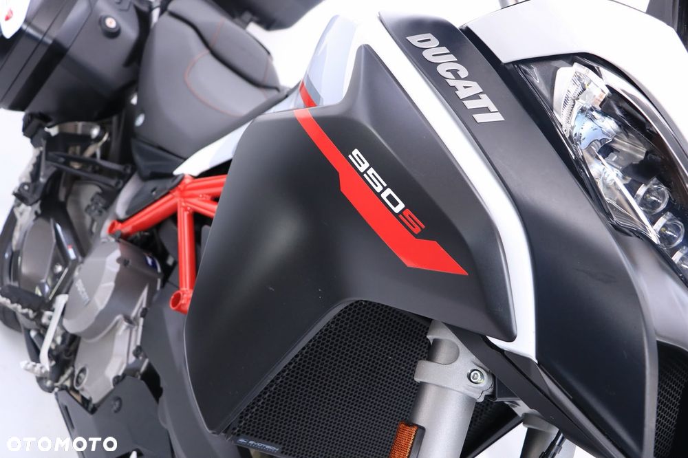 Ducati Multistrada - 11