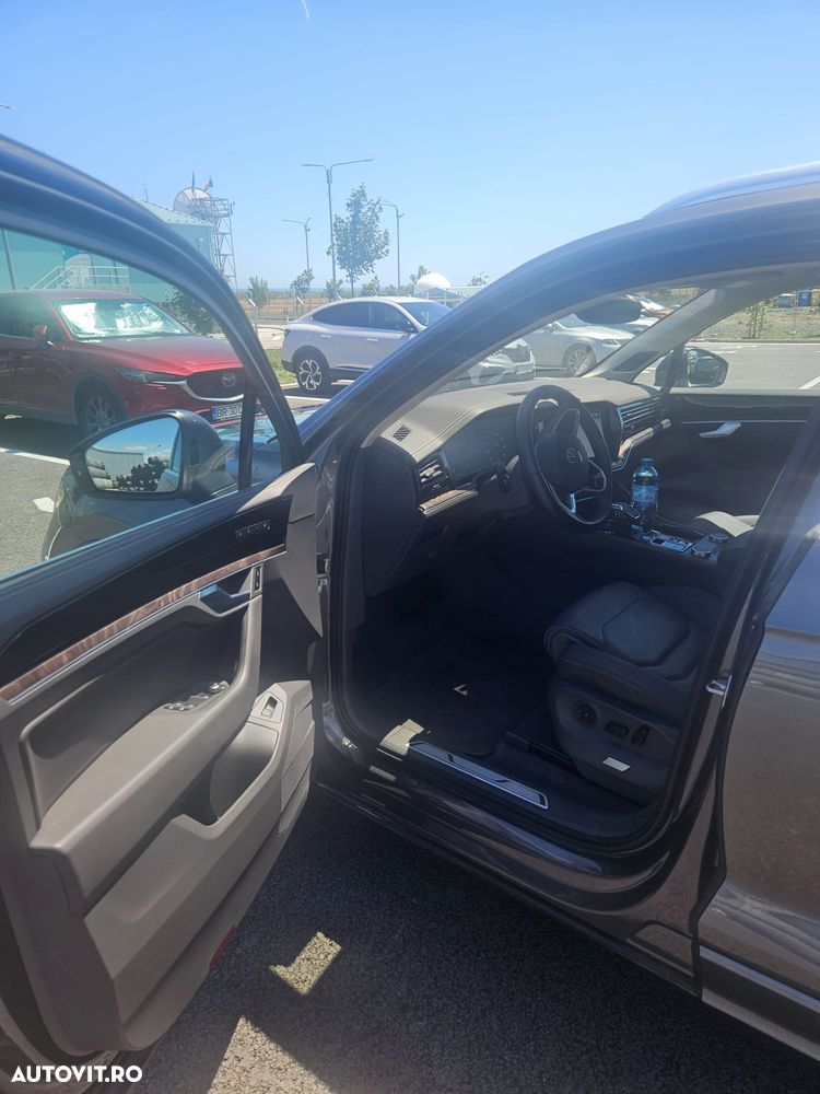 Volkswagen Touareg V6 TDI Elegance - 21