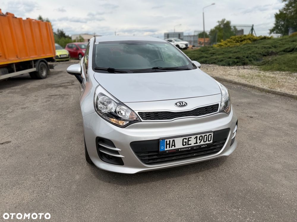 Kia Rio 1.2 Attract - 1