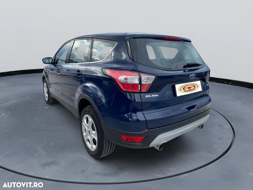 Ford Kuga 2.0 TDCi 4WD Powershift Trend - 2
