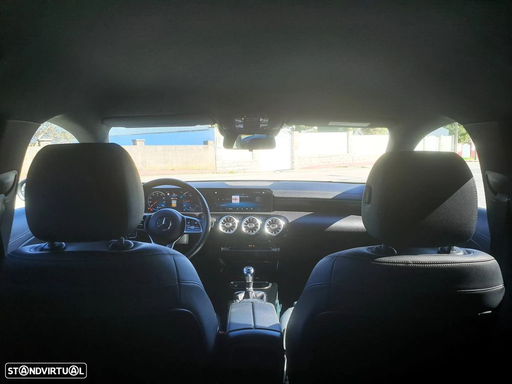 Mercedes-Benz CLA 180 d Progressive - 46
