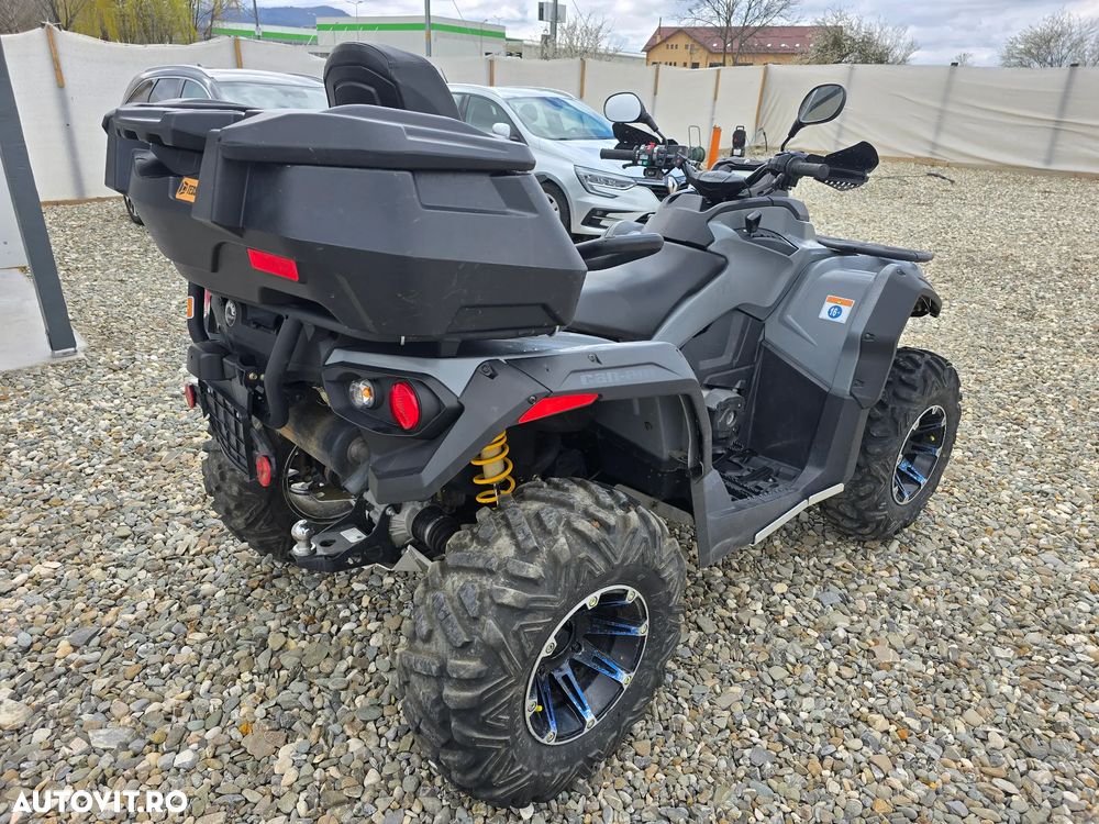 Can-Am Outlander Max - 8