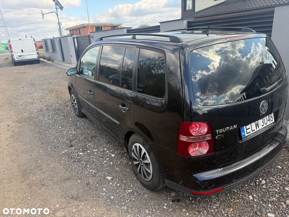 Volkswagen Touran 1.6 Trendline - 4