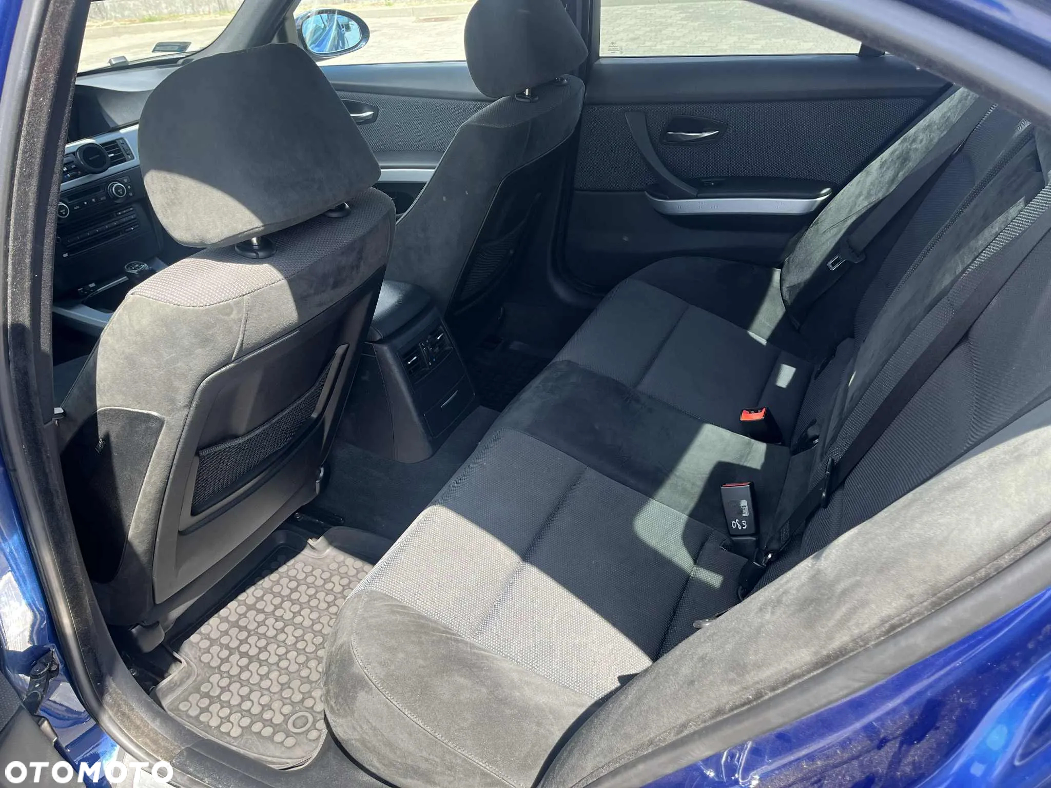 BMW Seria 3 325d - 18