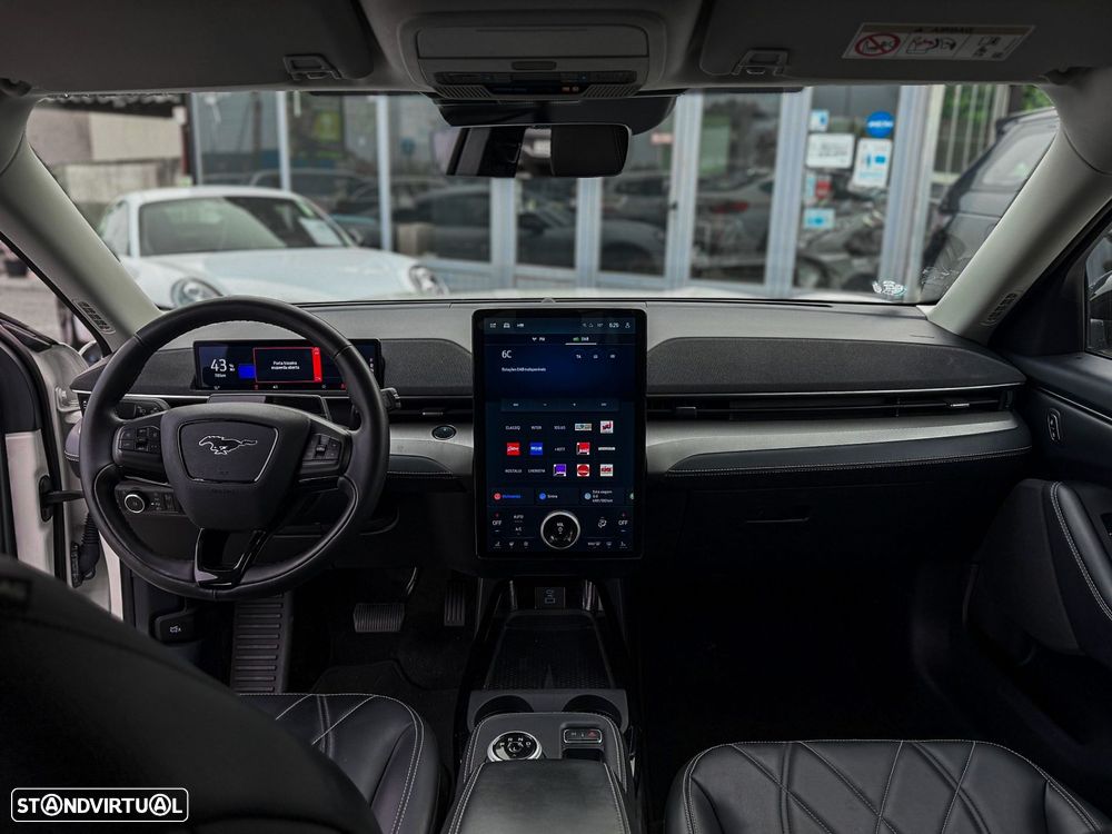 Ford Mustang Mach-E Standard - 9