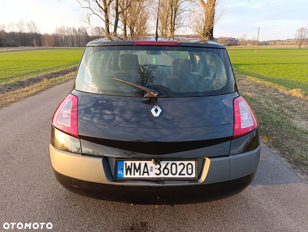 Renault Megane 1.6 Confort Dynamique - 5