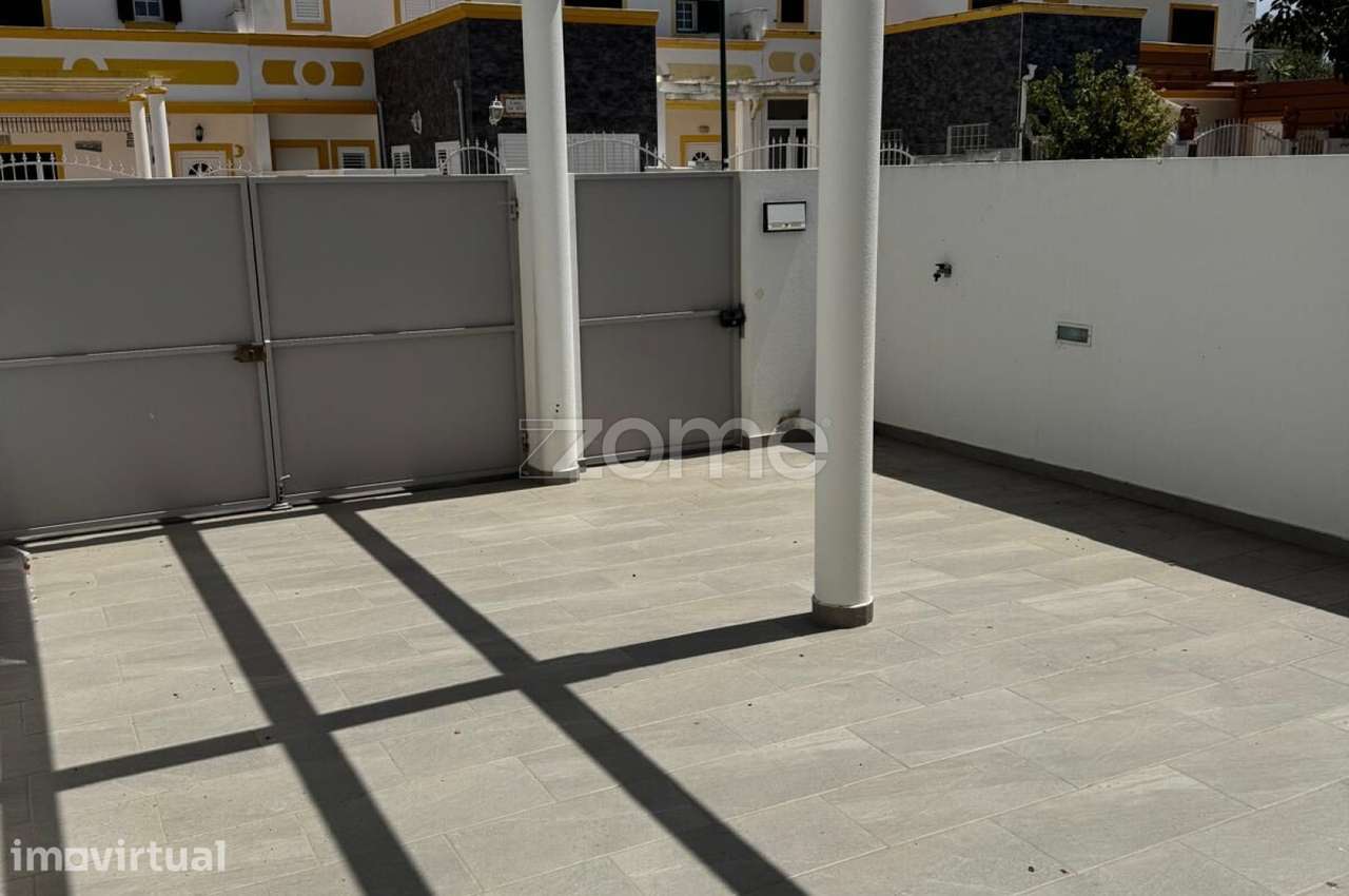 Moradia T2+2 com 2 Suites - Grande imagem: 5/53