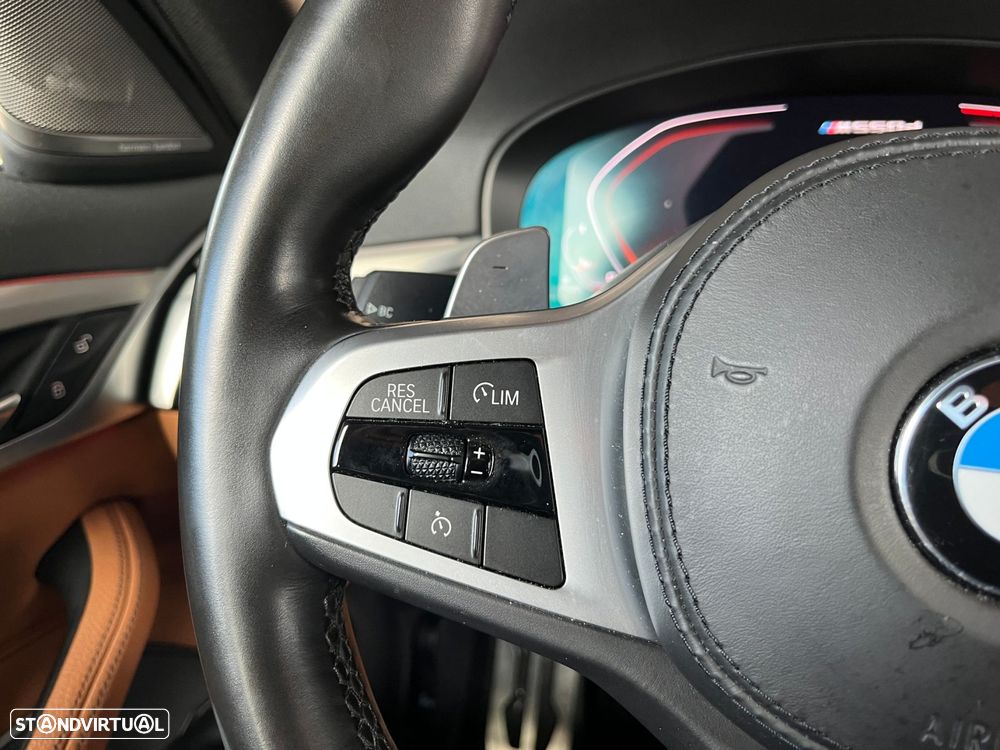 BMW M550d xDrive Auto - 35