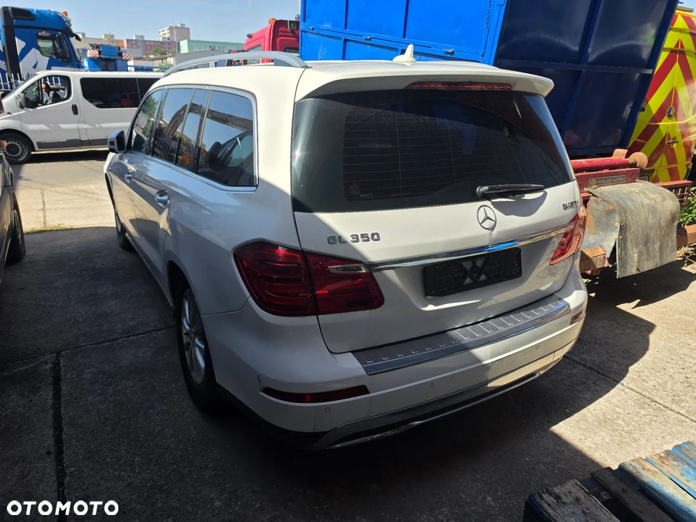 Mercedes-Benz GL - 4