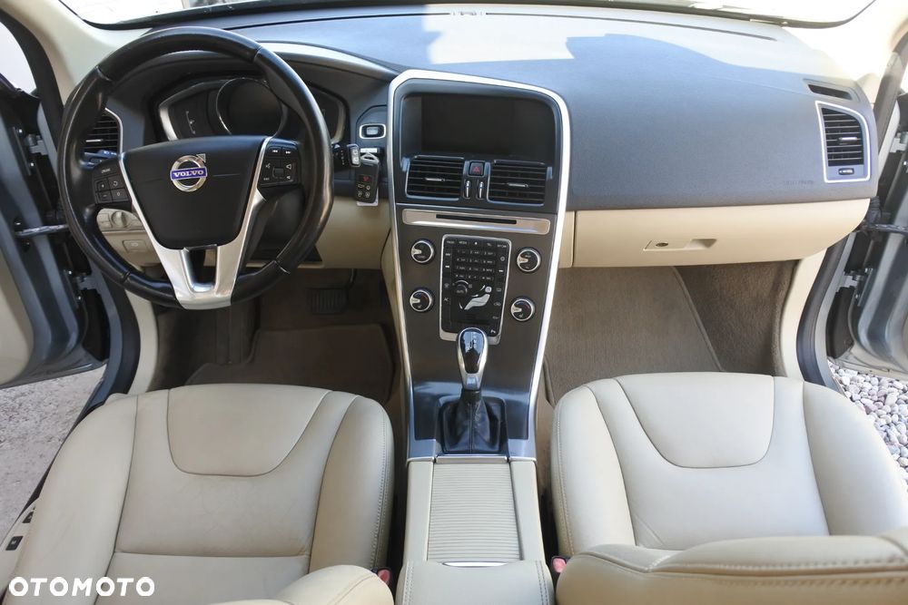 Volvo XC 60 D4 Geartronic Summum - 1