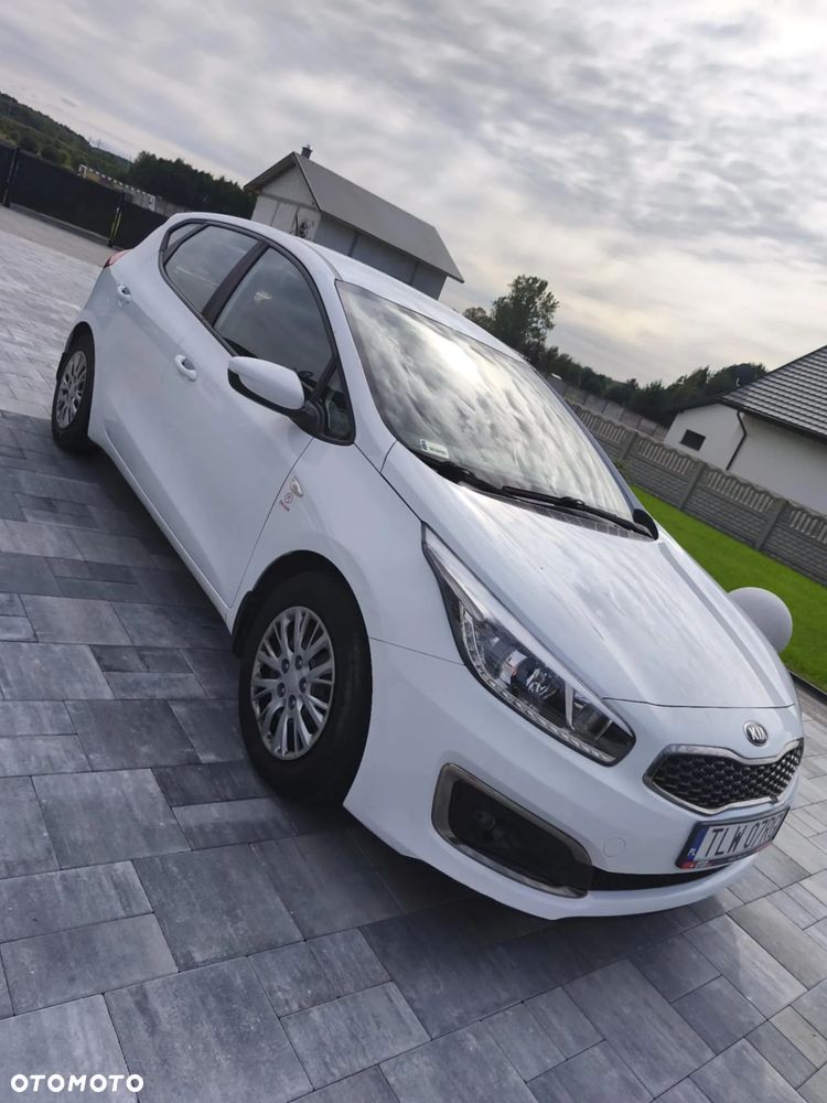 Kia Ceed Cee'd 1.4 L - 2