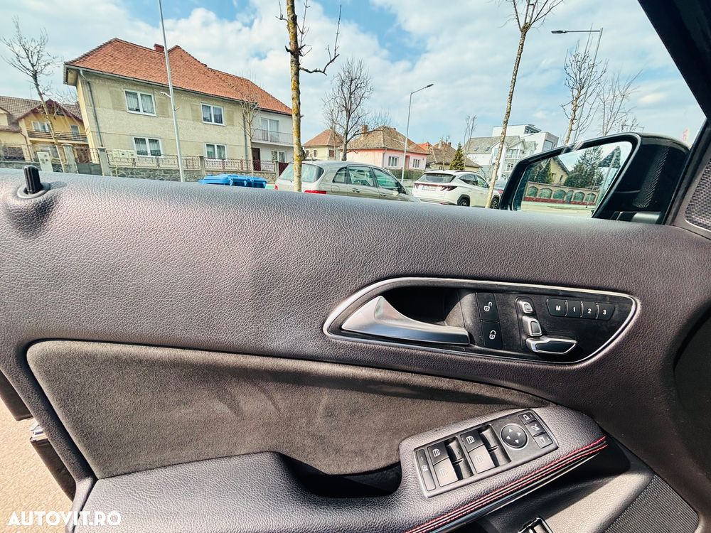 Mercedes-Benz GLA 220 d 4MATIC Aut. - 4