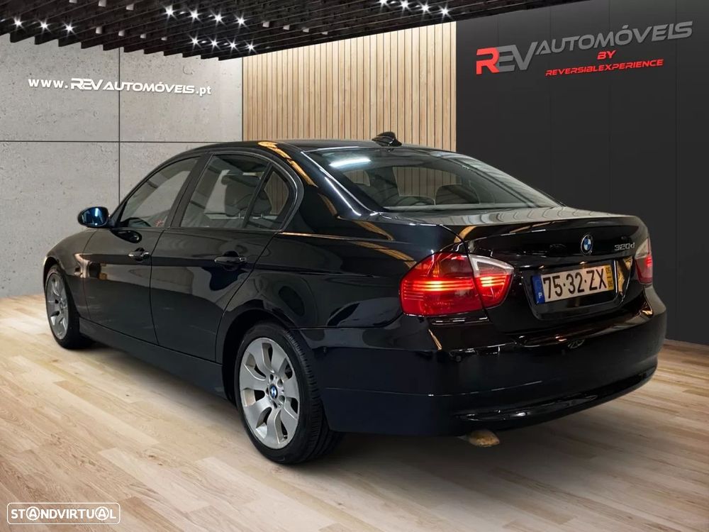 BMW 320 d - 4