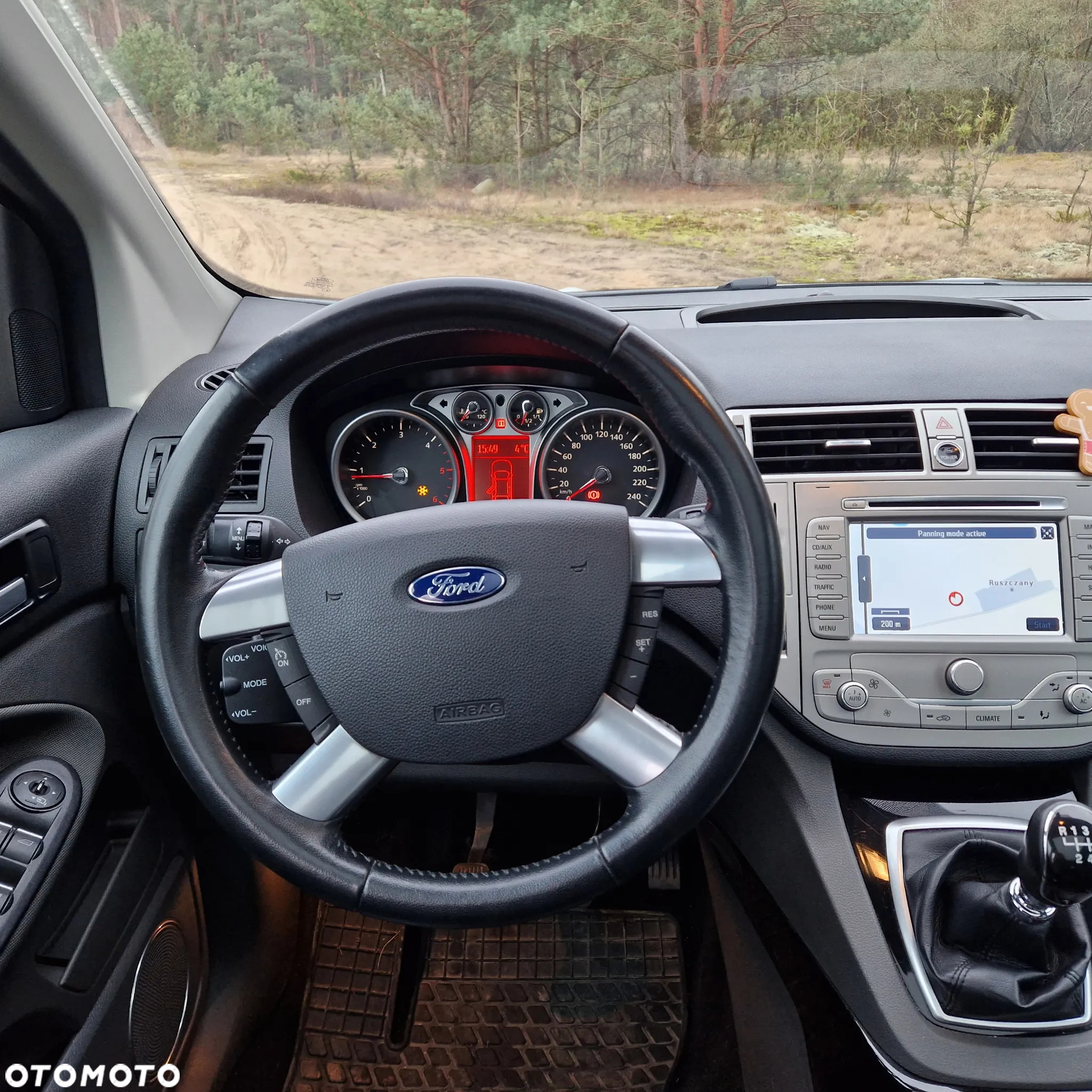 Ford Kuga - 11