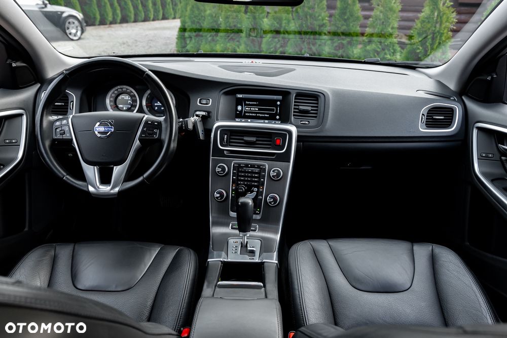 Volvo S60 T6 AWD Geartronic Summum - 26