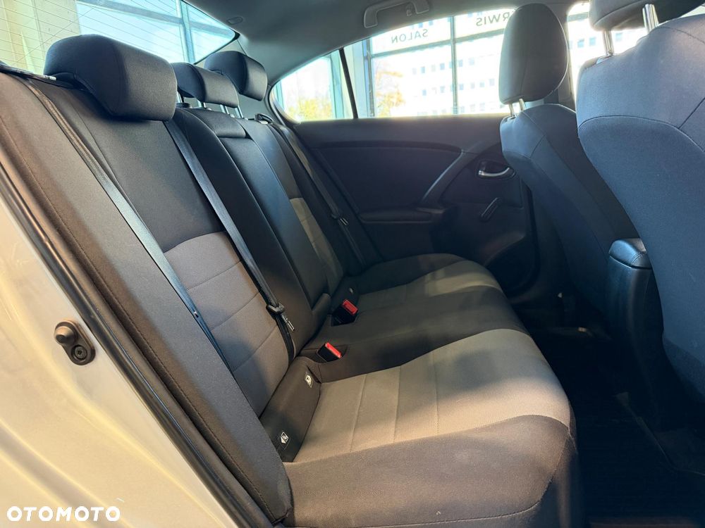 Toyota Avensis 1.8 Premium MS - 14