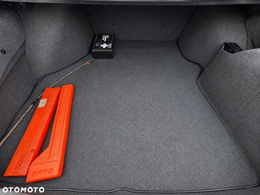 BMW Seria 7 - 24