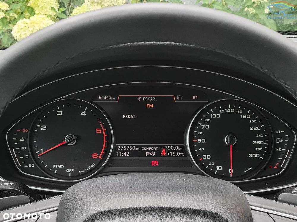 Audi A4 Avant 2.0 TDI Design S tronic - 26