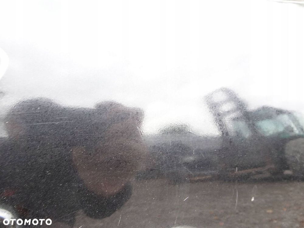 klapa tył kpl. toyota verso 09-13r. 209 - 8