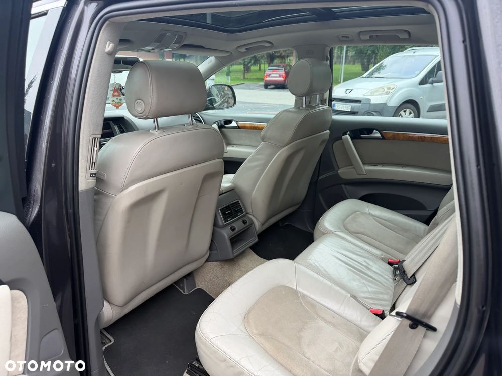 Audi Q7 - 14
