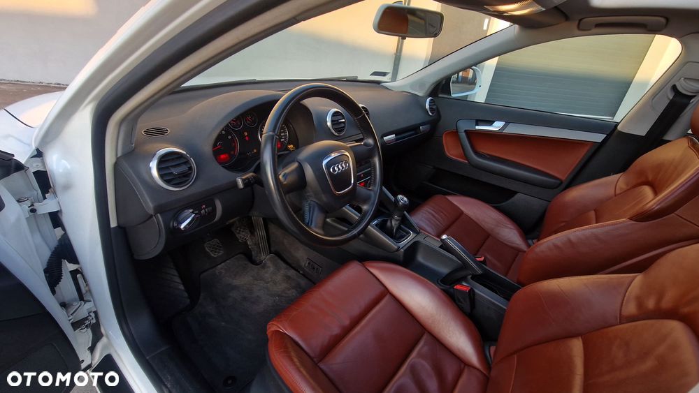 Audi A3 Sportback 1.8 TFSI S line Sportpaket Plus - 17