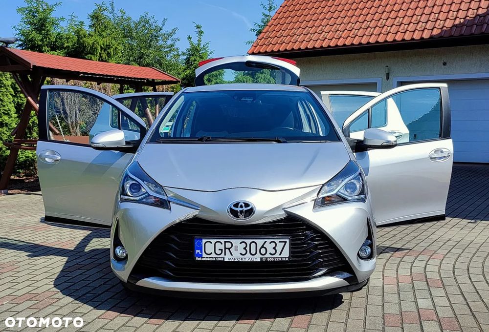 Toyota Yaris 1.0 Premium - 3