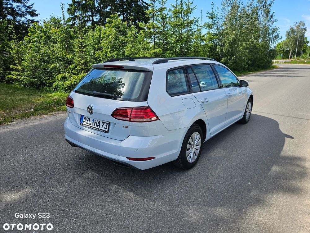 Volkswagen Golf 1.6 TDI BlueMotion Trendline - 4