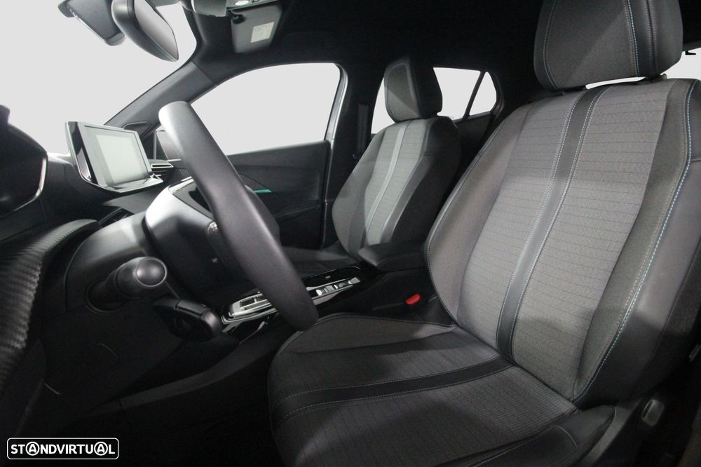 Peugeot e-2008 50 kWh GT Line - 6