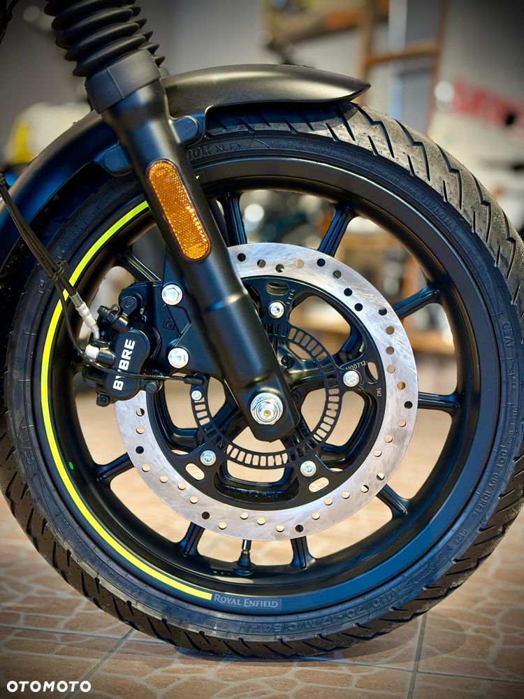 Royal Enfield HNTR - 7