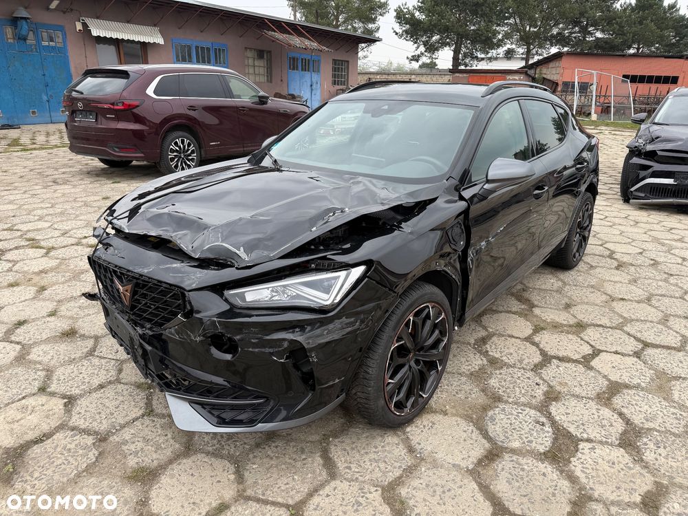 Cupra Formentor 1.4 e-Hybrid DSG Tribe Edition - 1